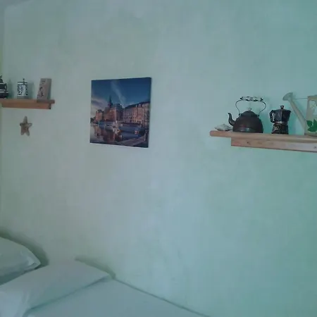 Apartment Economy